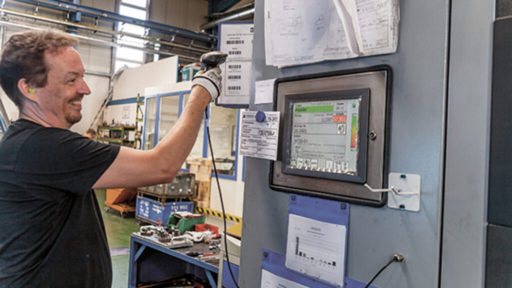Download_Digitales-Informationsmanagement-an-den-Produktionsanlagen